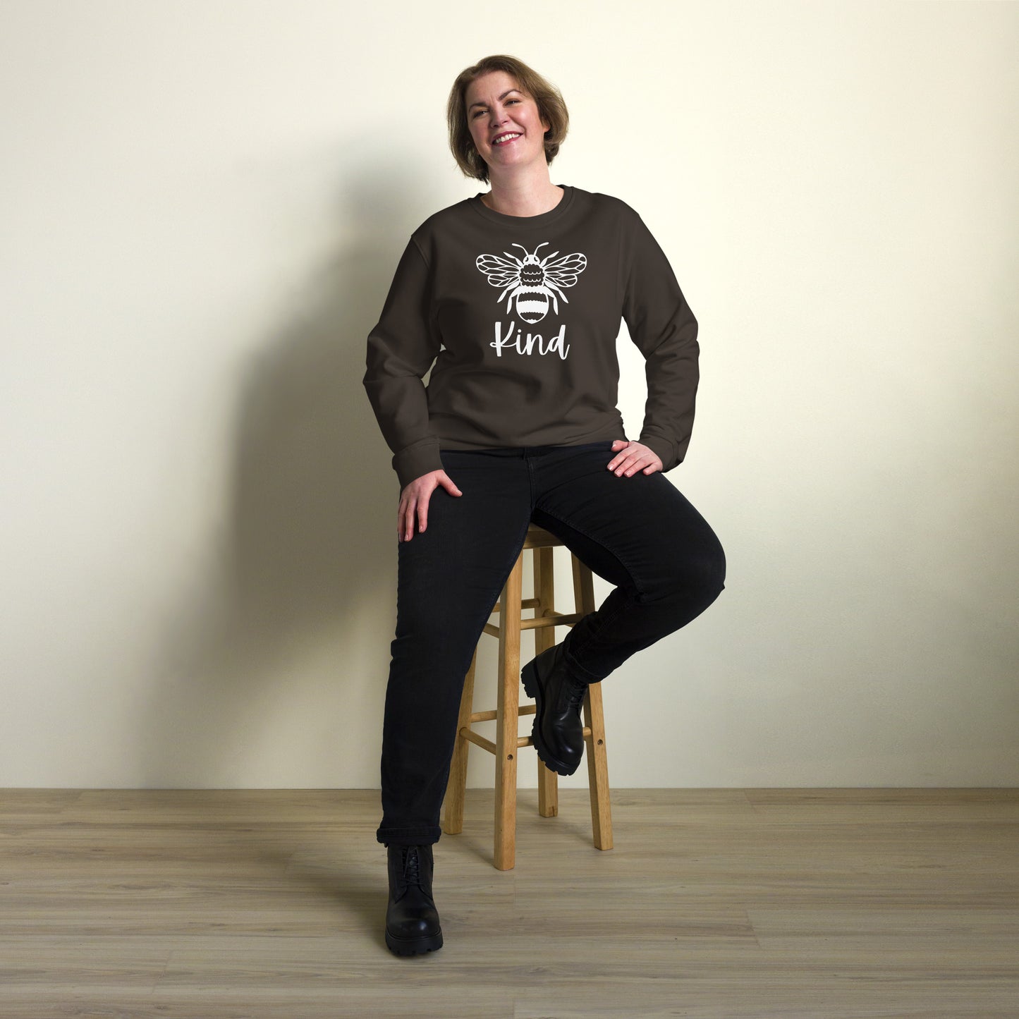 E&P™ "Bee Kind" Women's Organic Sweatshirt